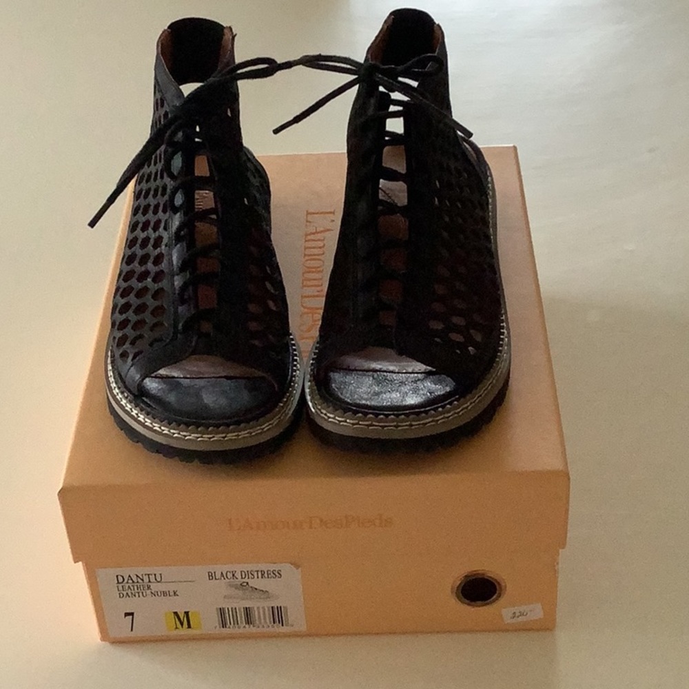 L’AmourDesPieds DANTU women’s shoe 7